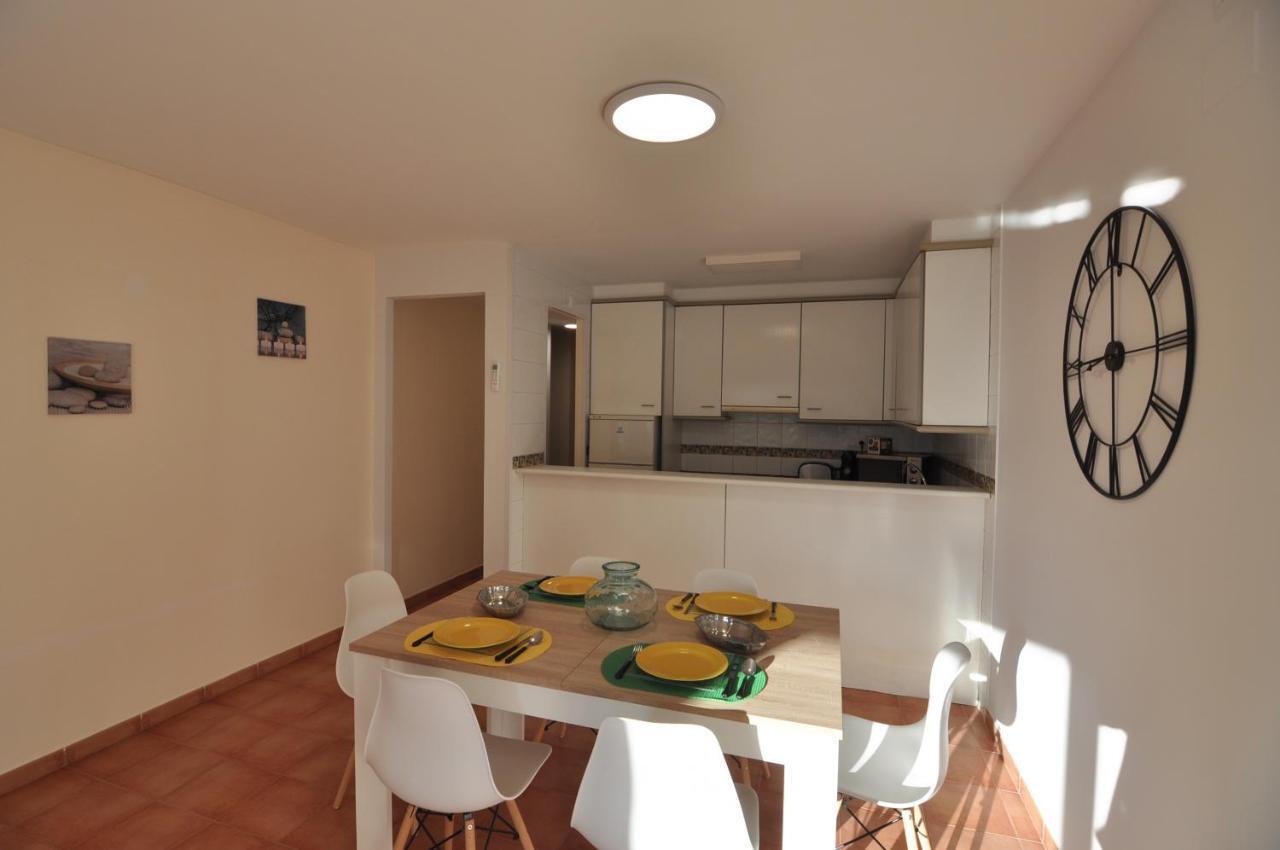 Ferienwohnung Rnet - Stella Maris Roses Exterior foto